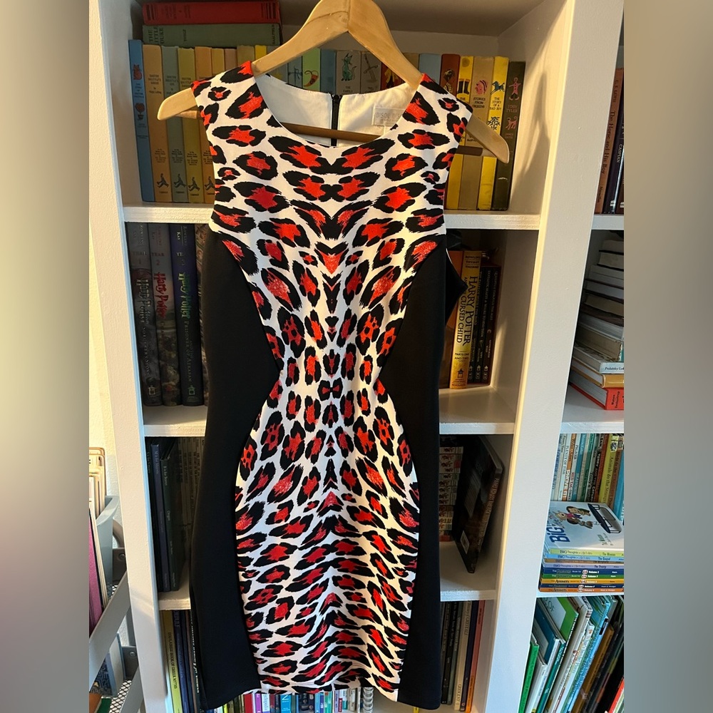 Bisou Bisou body con dress size small